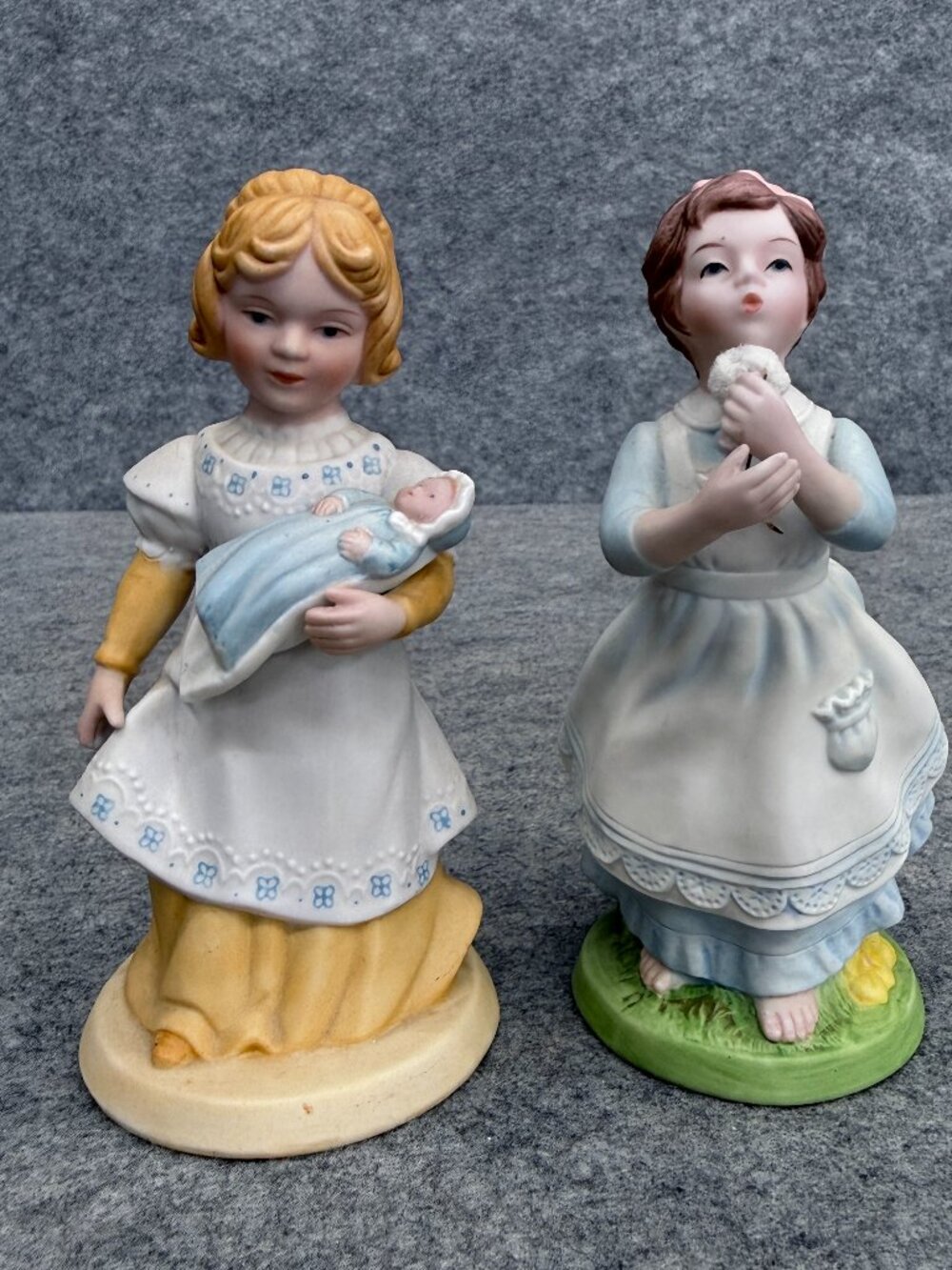 Vintage Avon Figurines Wishful Thoughts Dandelion & A Mothers Love Set of 2